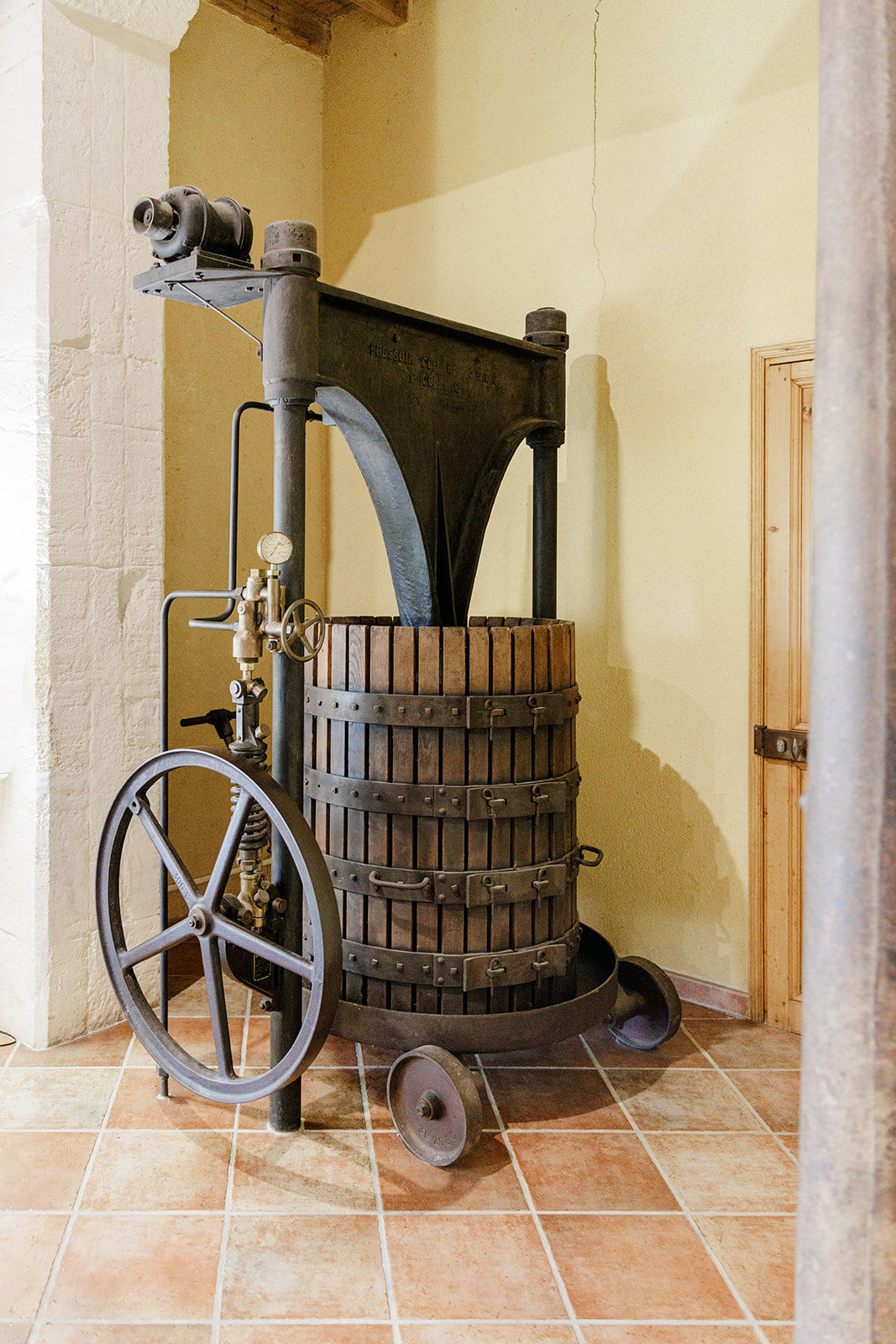 Chateau de Vergieres en Provence Arles Photographe Mariage Sebastien CABANES-3